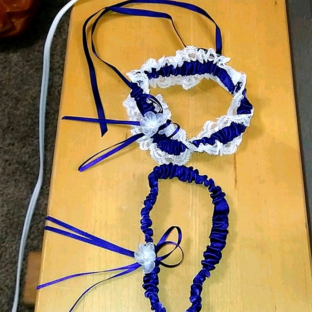 NWOT 2 Piece Wedding Garter set